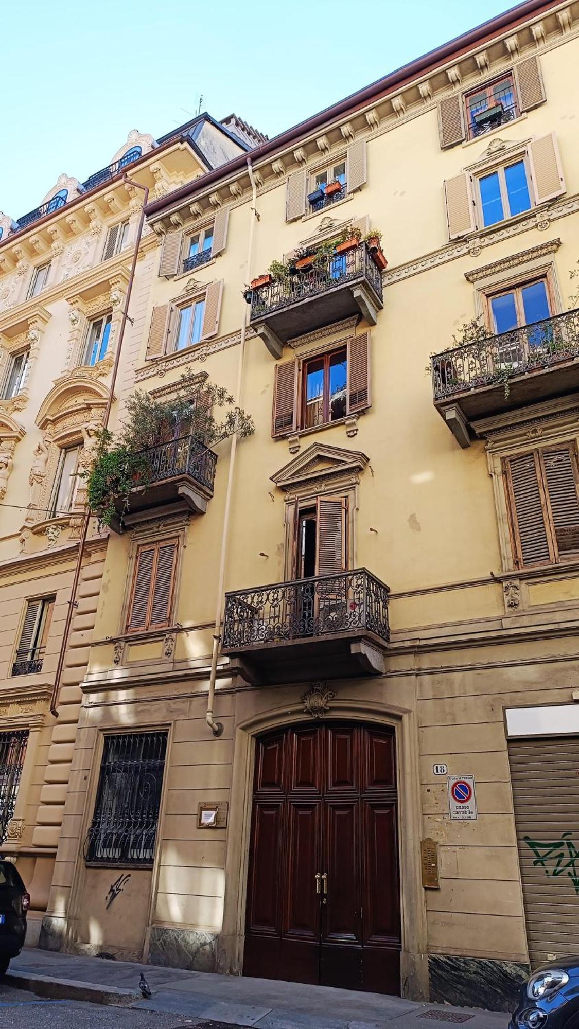 Nocciole Tostate Maison Torino Exterior foto
